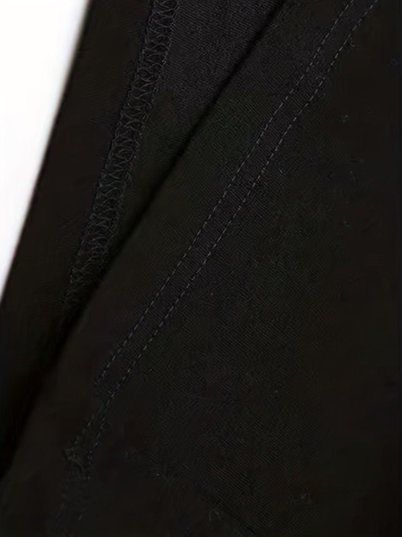 Varel | T-shirt elegante a collo rotondo con stampa grafica
