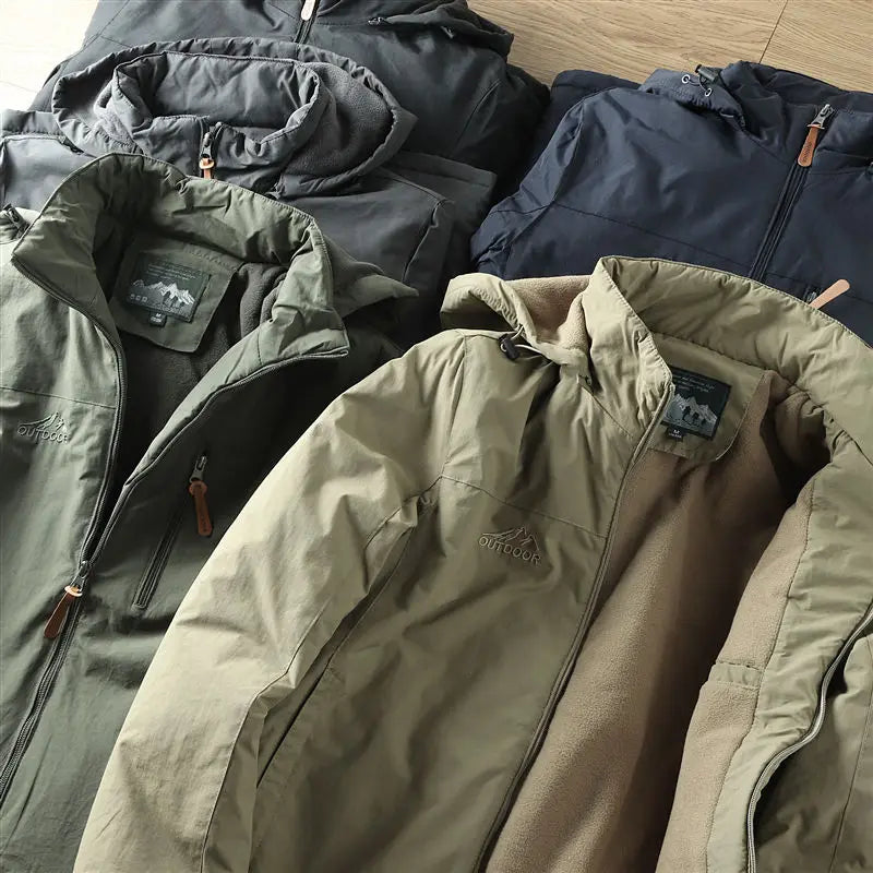 Varel | Giacca con cappuccio e tasca sul petto con zip