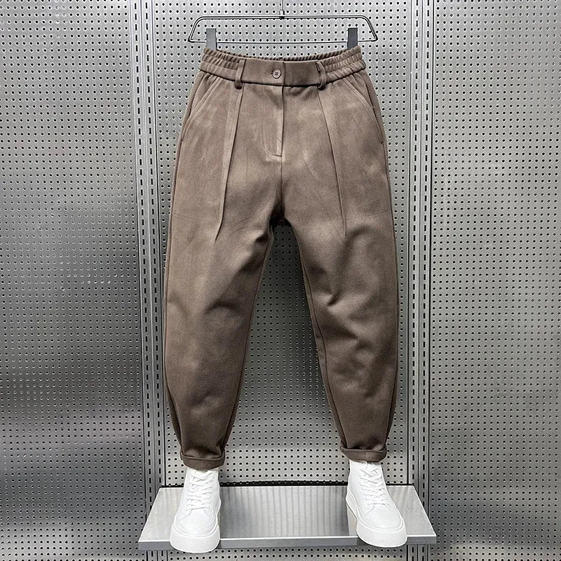 Varel | Pantaloni a vita alta con pieghe e vestibilità slim